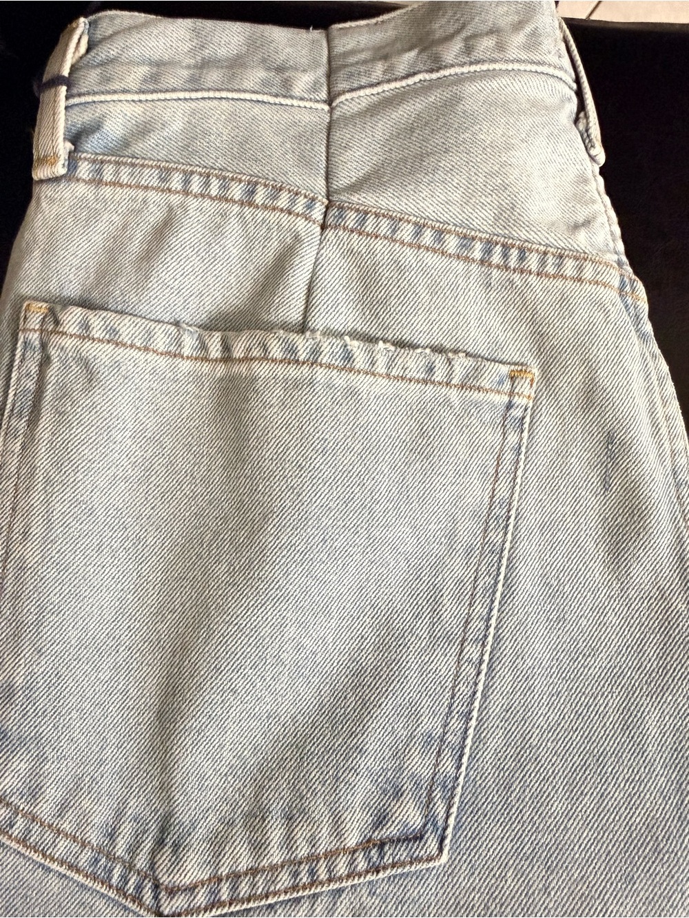 Citizens Of Humanity Barrel Light Blue High-Rise Wide Leg Jeans - Picture 9 of 14